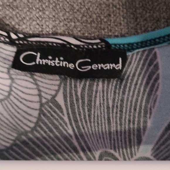 Christine Gerald‎ floral top - Picture 3 of 3